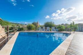 Villa Can Pau, pool and garden close to the beach